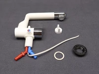 Hideg-meleg vizes csap elfordítható  kifolyócsővel. Hideg-meleg vizes csap elfordítható  kifolyócsővel.