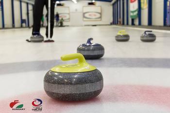 Curling nyílt edzés