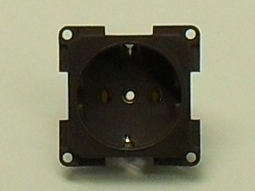 (M9974390) Schuco dugaljzat, kétpólusú, 10 / 16 A, 250 V,  barna színben