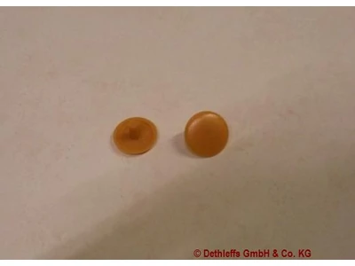 Csavarfejtakaró gomb - barna