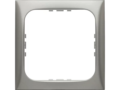 Cikkszám: 363033, megnevezés: Integro keret Truma kezelőpanelhez, matt króm