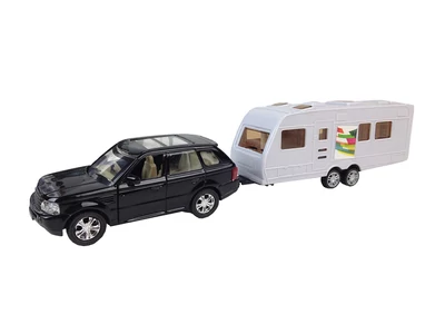 Autó lakójármű vontatmánnyal