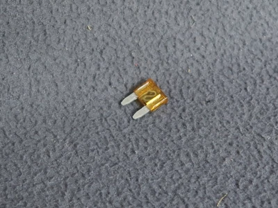 Késes biztosíték  mini   5A