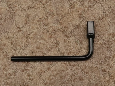 Tekerőkar, fém, fekete