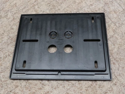 Rendszámtábla tartó keret