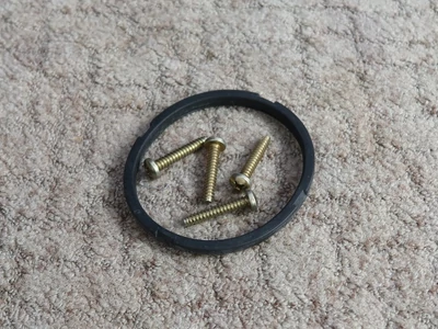 Thetford tömítés csavarokkal