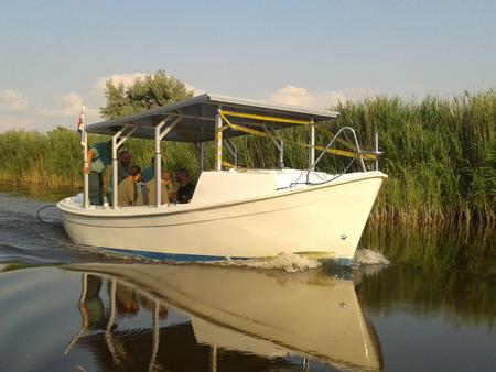 Szolár hajóval a Fertőn