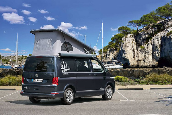 Emelt tetővel a sátrazó hangulatba