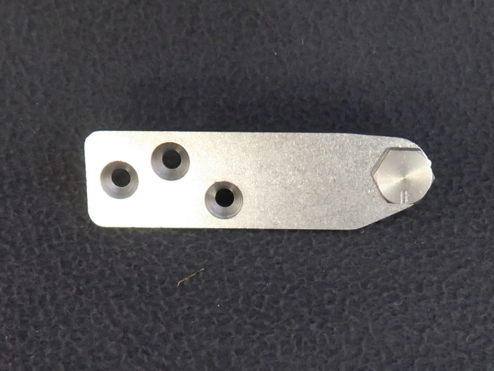 N4142 hűtőajtó tartó profil