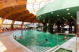 Szökjön ki egy fürdőbe!