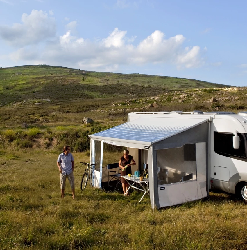 Safari Residence oldalfal (bal)