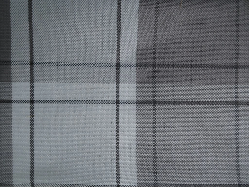Antracitszürke elősátorszőnyeg (négyzetrácsos) 250x500cm